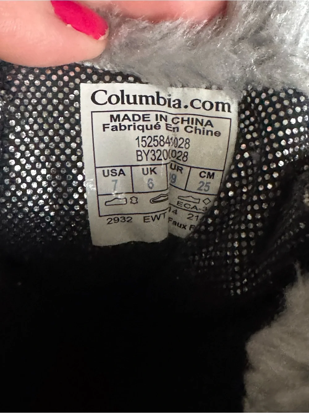 Columbia bugaboot winter